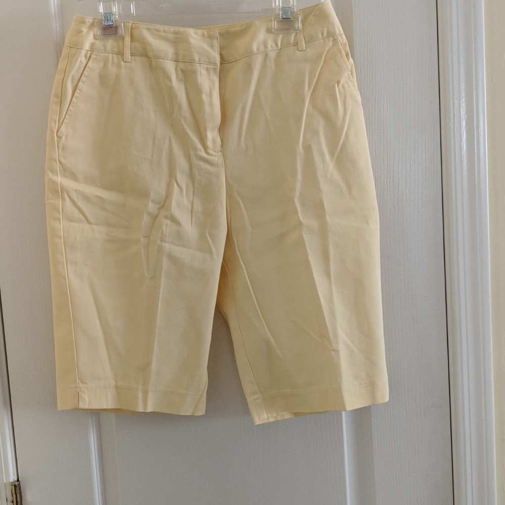 Briggs New York, yellow, size 12, Bermuda shorts